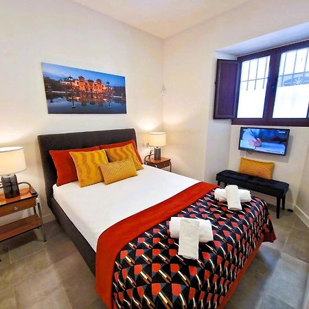 Alohamundi Allure Apartments Sevilla Dış mekan fotoğraf